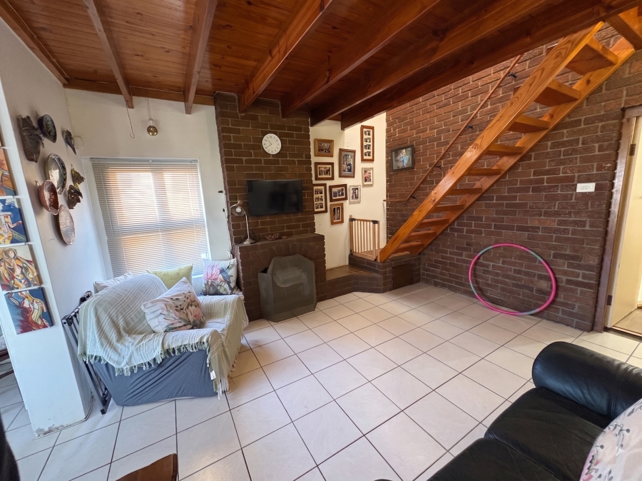 5 Bedroom Property for Sale in Quigney Eastern Cape